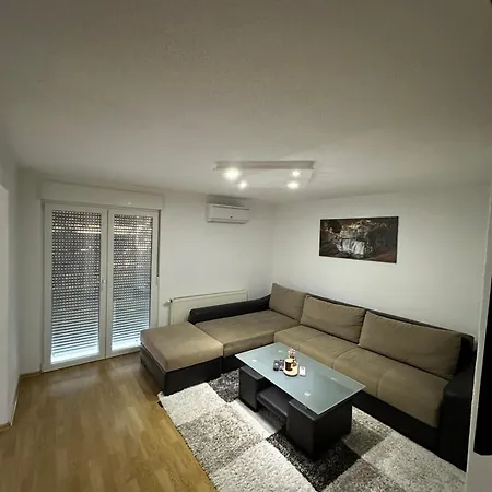 Apartment 007 *